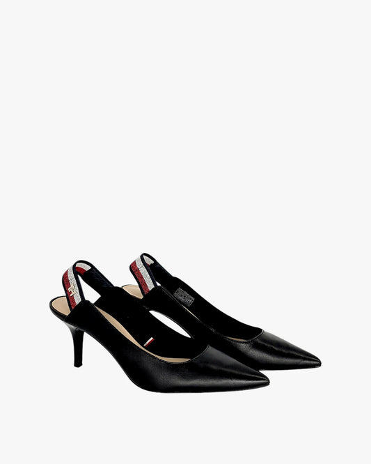 Minimal Black Pointed Heels